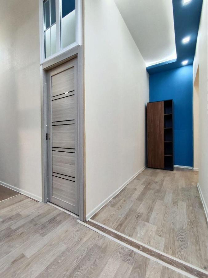 Guest House In The Small Center Yerevan Exterior photo